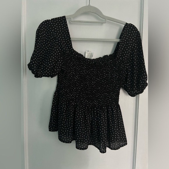 LINE & DOT TOP - Picture 1 of 2